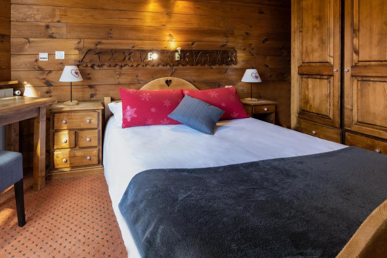 Hotel L'Ecureuil Орон Екстер'єр фото
